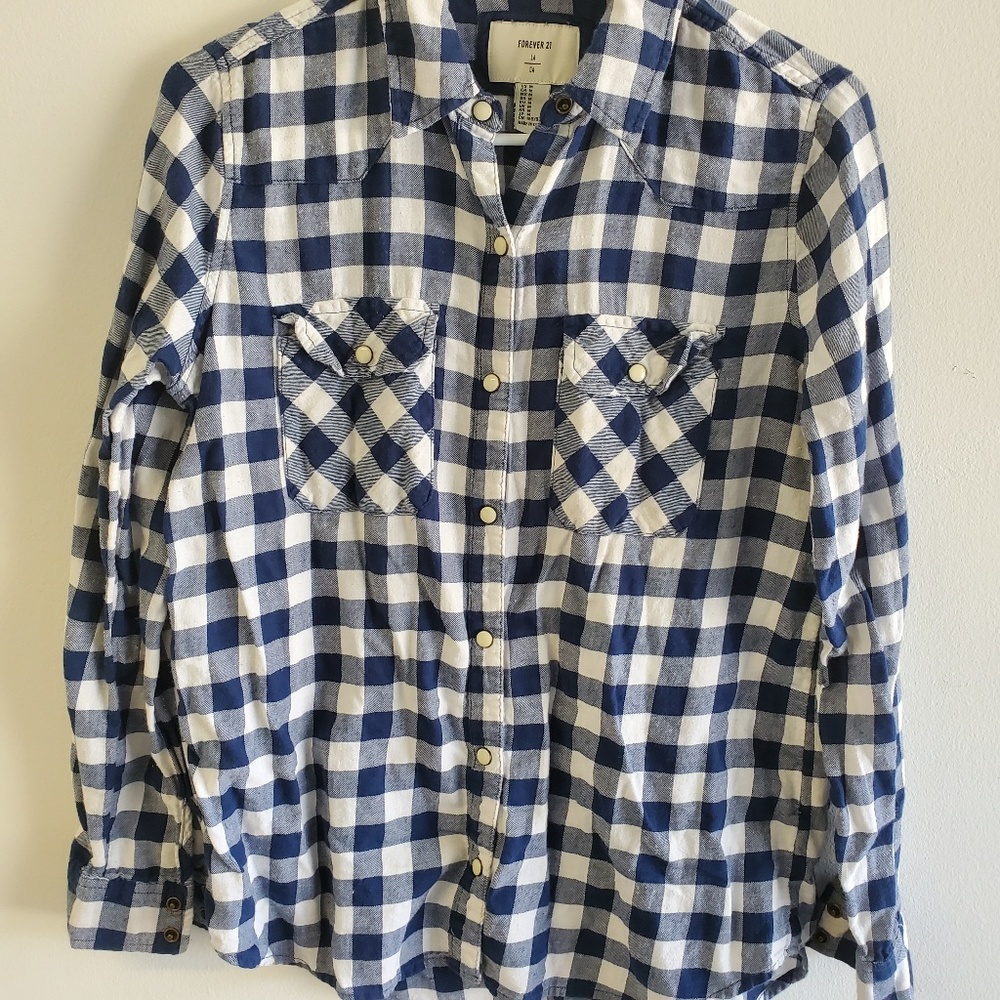 Forever 21 Flannel, Fall women's Medium Blue Plaid